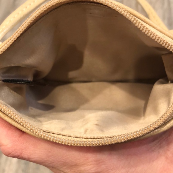 Beige coach wristlet - Picture 6 of 6